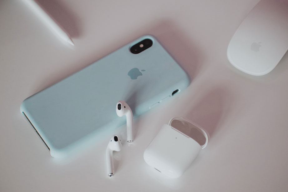 how to get an airpods case off - 1
